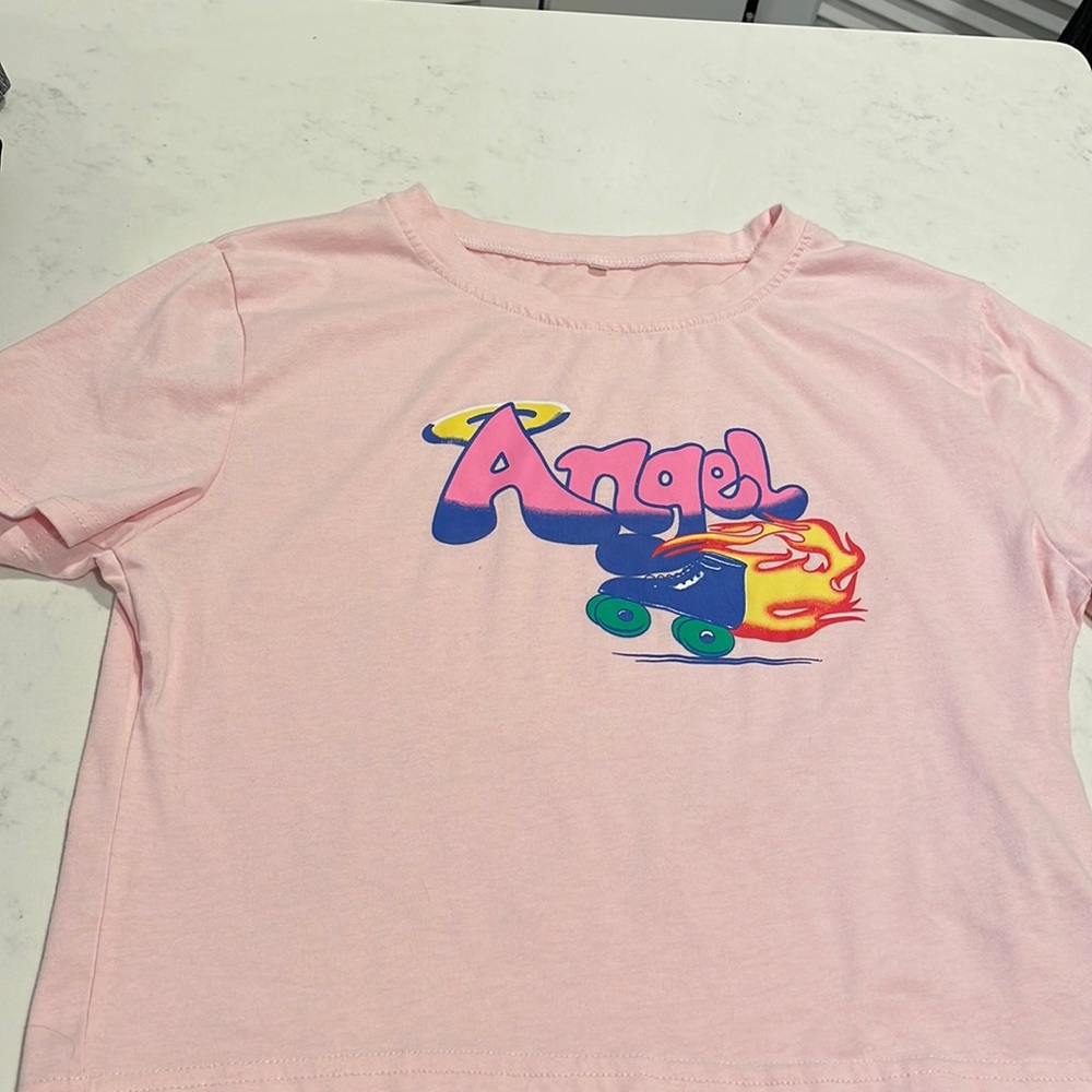Girls light pink Angel roller skate t-shirt size Large